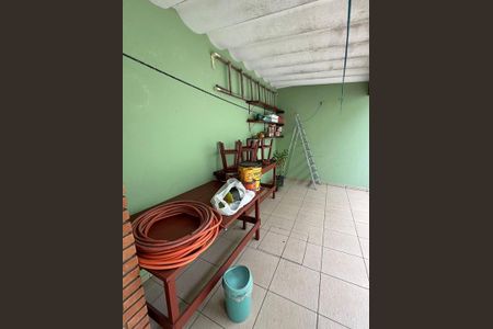 Casa à venda com 163m², 2 quartos e 2 vagasÁrea Externa