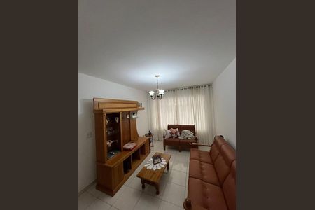 Casa à venda com 163m², 2 quartos e 2 vagasSala