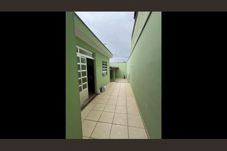 Casa à venda com 163m², 2 quartos e 2 vagasÁrea Externa