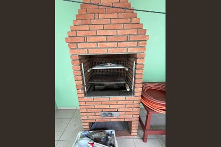 Casa à venda com 163m², 2 quartos e 2 vagasÁrea Externa