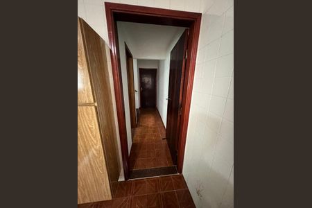 Casa à venda com 163m², 2 quartos e 2 vagasCorredor