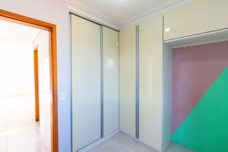 Apartamento à venda com 64m², 3 quartos e 1 vagaQuarto 3