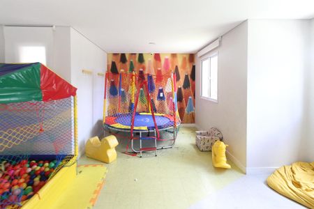 Apartamento à venda com 46m², 2 quartos e sem vagaÁrea comum