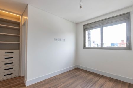 Apartamento à venda com 66m², 2 quartos e 2 vagasSuíte 1