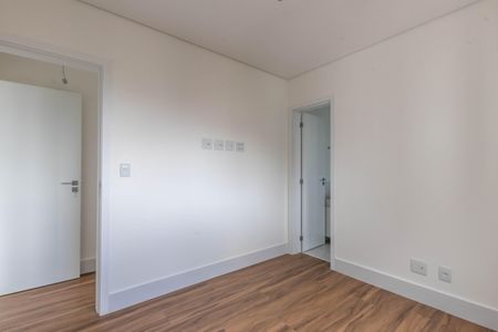 Apartamento à venda com 66m², 2 quartos e 2 vagasSuíte 2