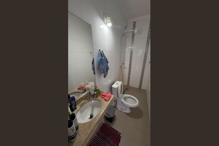 Casa à venda com 213m², 3 quartos e 7 vagas Casa à venda com 213m², 3 quartos e 7 vagasBanheiro de Serviço