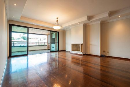 Apartamento à venda com 192m², 4 quartos e 3 vagasSala