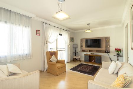 Apartamento à venda com 100m², 2 quartos e 2 vagasSala