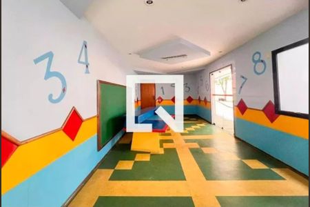 Apartamento à venda com 100m², 2 quartos e 2 vagasÁrea comum - Brinquedoteca