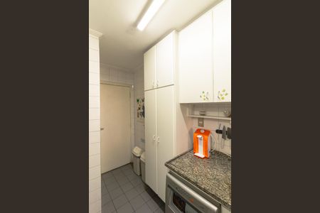 Apartamento à venda com 100m², 2 quartos e 2 vagasCozinha