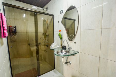 Casa à venda com 200m², 5 quartos e 2 vagasEdícula