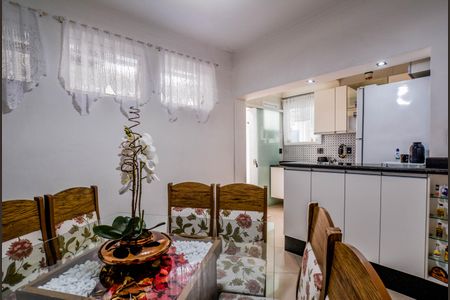 Casa à venda com 200m², 5 quartos e 2 vagasCopa
