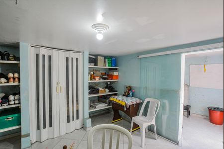 Casa à venda com 200m², 5 quartos e 2 vagasEdícula