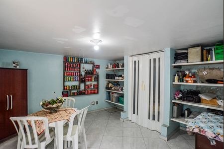 Casa à venda com 200m², 5 quartos e 2 vagasEdícula