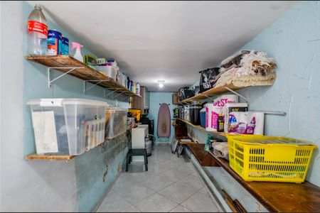 Casa à venda com 200m², 5 quartos e 2 vagasEdícula