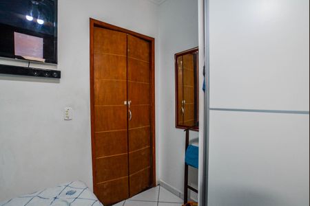 Casa à venda com 200m², 5 quartos e 2 vagasQuarto 2