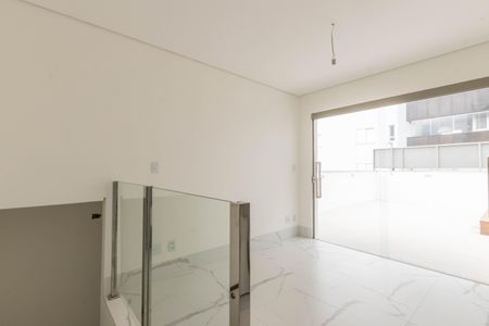 Apartamento à venda com 148m², 2 quartos e 4 vagasSala