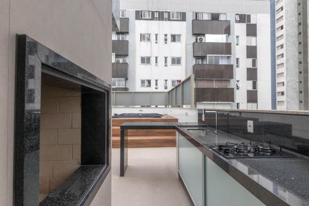 Apartamento à venda com 148m², 2 quartos e 4 vagasTerraço