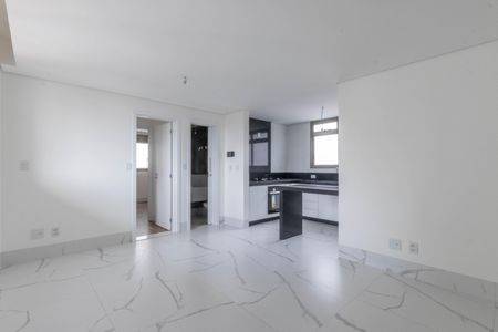 Apartamento à venda com 148m², 2 quartos e 4 vagasSala