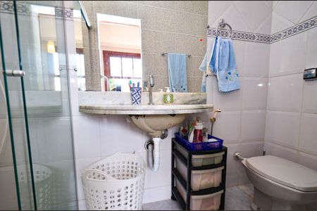 Casa para alugar com 314m², 7 quartos e 4 vagas Casa para alugar com 314m², 7 quartos e 4 vagasBanheiro suite