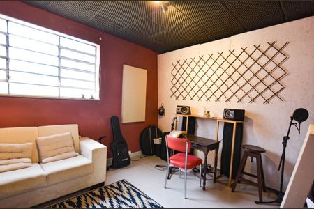 Casa para alugar com 314m², 7 quartos e 4 vagas Casa para alugar com 314m², 7 quartos e 4 vagasQuarto7