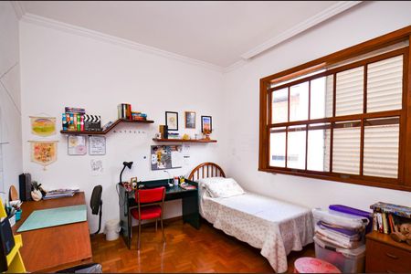 Casa para alugar com 314m², 7 quartos e 4 vagas Casa para alugar com 314m², 7 quartos e 4 vagasQuarto6