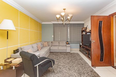 Casa à venda com 220m², 3 quartos e 2 vagas Casa à venda com 220m², 3 quartos e 2 vagasSala