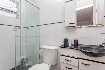 Casa à venda com 220m², 3 quartos e 2 vagas Casa à venda com 220m², 3 quartos e 2 vagasBanheiro da Suíte 2