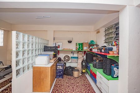 Casa à venda com 220m², 3 quartos e 2 vagas Casa à venda com 220m², 3 quartos e 2 vagasDeposito