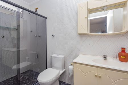 Casa à venda com 220m², 3 quartos e 2 vagas Casa à venda com 220m², 3 quartos e 2 vagasBanheiro da Suíte 3