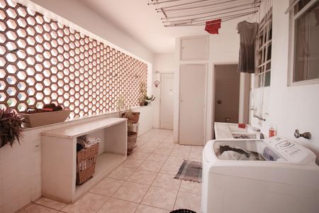 Apartamento para alugar com 400m², 4 quartos e 2 vagasÁrea de Serviço