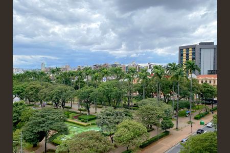 Apartamento para alugar com 400m², 4 quartos e 2 vagasVista