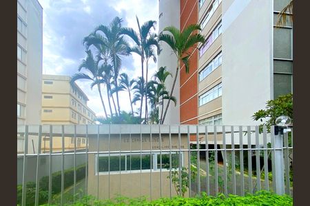 Apartamento para alugar com 400m², 4 quartos e 2 vagasFachada