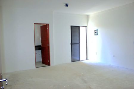 Casa à venda com 260m², 3 quartos e 5 vagas Casa à venda com 260m², 3 quartos e 5 vagasQuarto