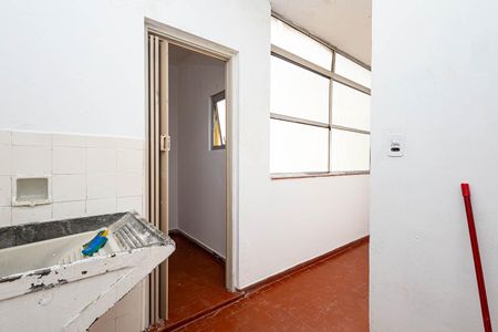 Apartamento para alugar com 124m², 2 quartos e sem vaga Apartamento para alugar com 124m², 2 quartos e sem vagaÁrea de Serviço