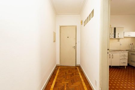 Apartamento para alugar com 124m², 2 quartos e sem vaga Apartamento para alugar com 124m², 2 quartos e sem vagaCorredor