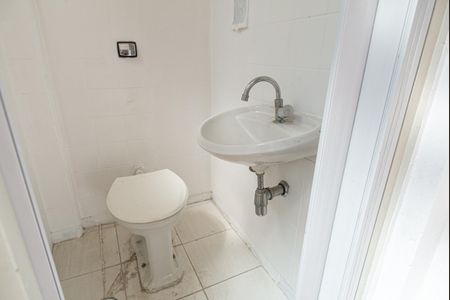 Apartamento à venda com 124m², 2 quartos e sem vagaBanheiro de Serviço