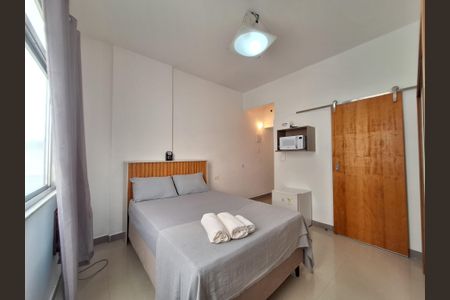 Studio à venda com 22m², 1 quarto e sem vaga Studio à venda com 22m², 1 quarto e sem vagaSala/Quarto