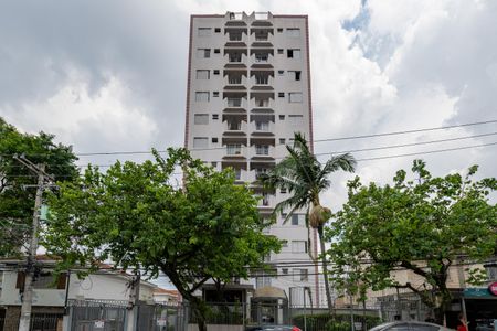 Apartamento à venda com 55m², 2 quartos e 1 vaga Apartamento à venda com 55m², 2 quartos e 1 vagaFachada