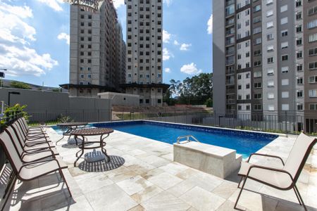 Apartamento para alugar com 44m², 2 quartos e sem vaga Apartamento para alugar com 44m², 2 quartos e sem vagaÁrea comum - Piscina