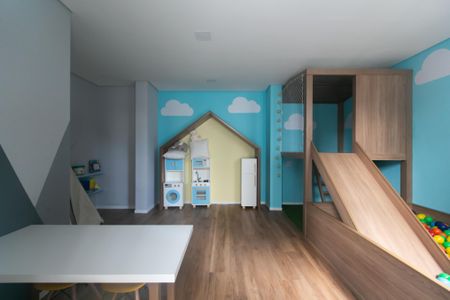 Apartamento para alugar com 44m², 2 quartos e sem vaga Apartamento para alugar com 44m², 2 quartos e sem vagaBrinquedoteca