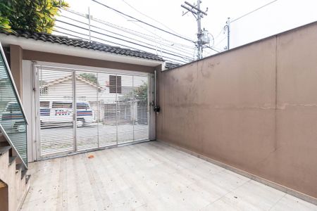 Casa à venda com 150m², 3 quartos e 4 vagas Casa à venda com 150m², 3 quartos e 4 vagasGaragem