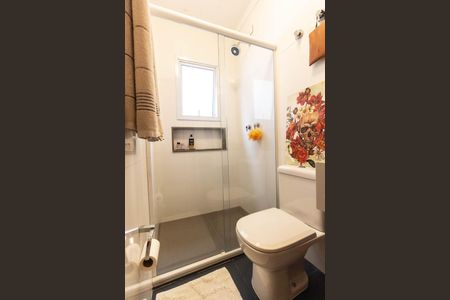 Casa à venda com 150m², 3 quartos e 4 vagas Casa à venda com 150m², 3 quartos e 4 vagasBanheiro Suíte