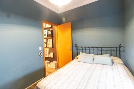 Casa à venda com 150m², 3 quartos e 4 vagas Casa à venda com 150m², 3 quartos e 4 vagasQuarto 1