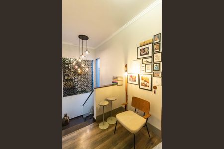 Casa à venda com 150m², 3 quartos e 4 vagas Casa à venda com 150m², 3 quartos e 4 vagasDetalhe