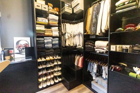 Casa à venda com 150m², 3 quartos e 4 vagas Casa à venda com 150m², 3 quartos e 4 vagasQuarto 2