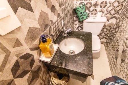 Casa à venda com 150m², 3 quartos e 4 vagas Casa à venda com 150m², 3 quartos e 4 vagasBanheiro de serviço