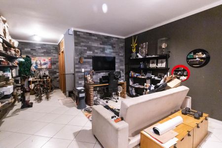 Casa à venda com 150m², 3 quartos e 4 vagas Casa à venda com 150m², 3 quartos e 4 vagasGaragem