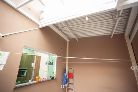 Casa à venda com 150m², 3 quartos e 4 vagas Casa à venda com 150m², 3 quartos e 4 vagasÁREA DE SERVIÇO