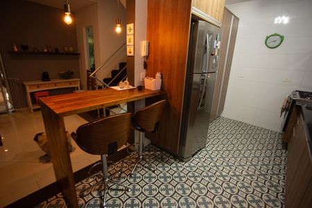 Casa à venda com 150m², 3 quartos e 4 vagas Casa à venda com 150m², 3 quartos e 4 vagasCOZINHA